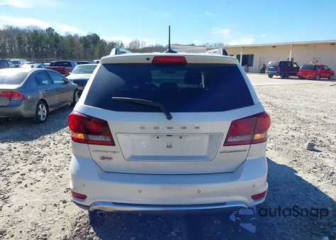 2017 Dodge Journey Crossroad Plus z USA, uszkodzony, nr VIN 3C4PDCGG0HT676938